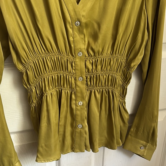 By Anthropologie Smocked Satin Blouse V neckline peplum 100% viscose size Small - Picture 8 of 13